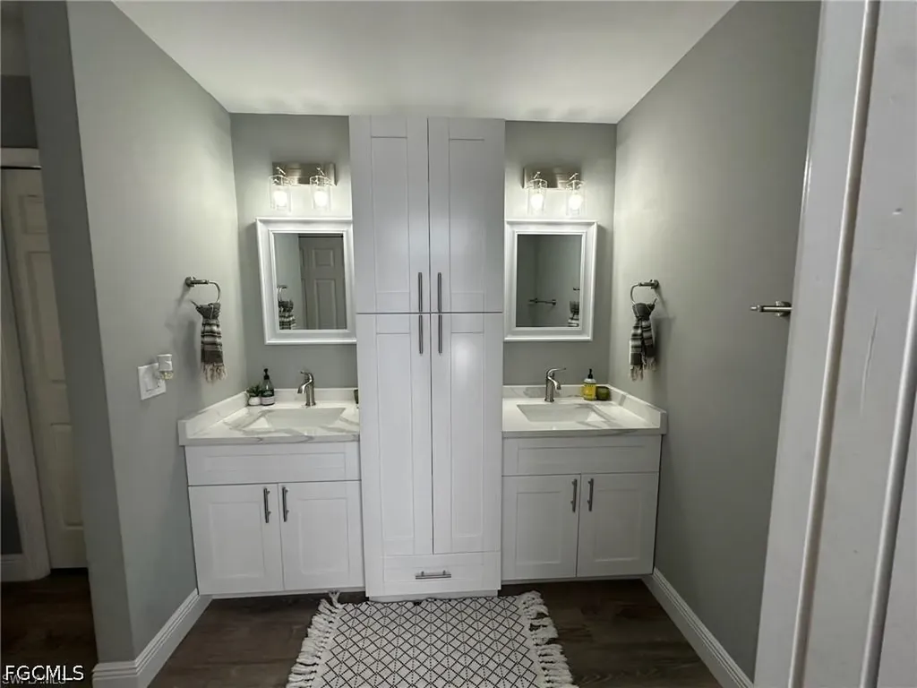 1714 SE 2nd Street Cape Coral FL 33990