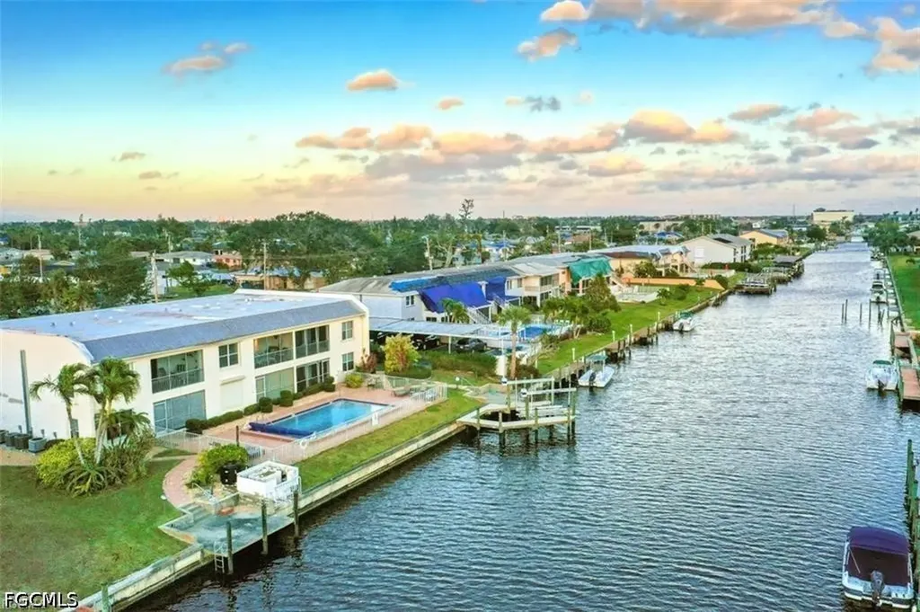 912 SE 46th Street Cape Coral FL 33904
