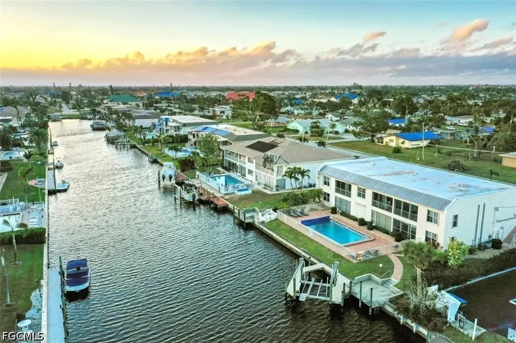 912 SE 46th Street Cape Coral FL 33904
