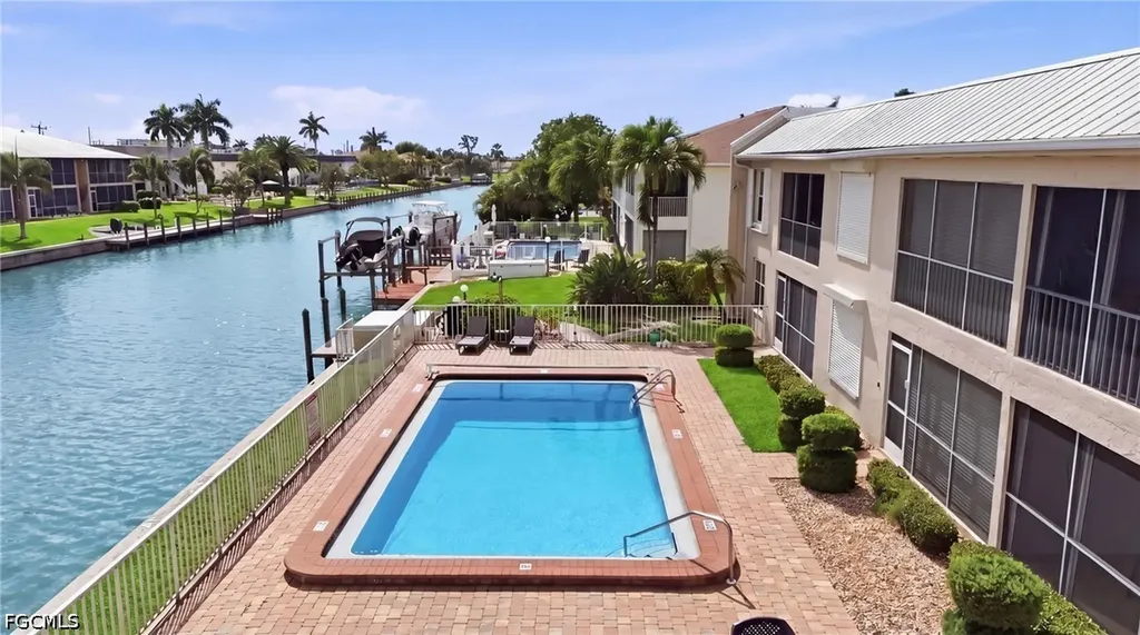 912 SE 46th Street Cape Coral FL 33904