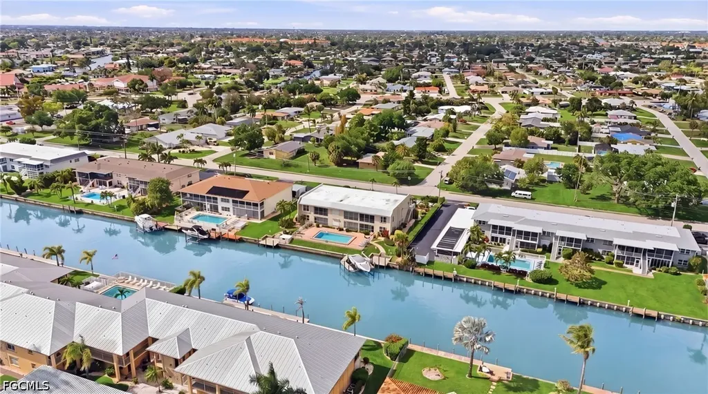 912 SE 46th Street Cape Coral FL 33904