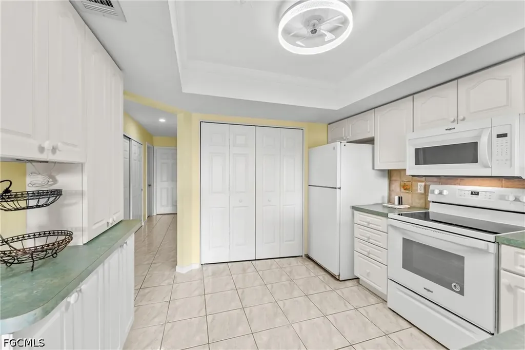 4728 Orange Grove Boulevard North Fort Myers FL 33903