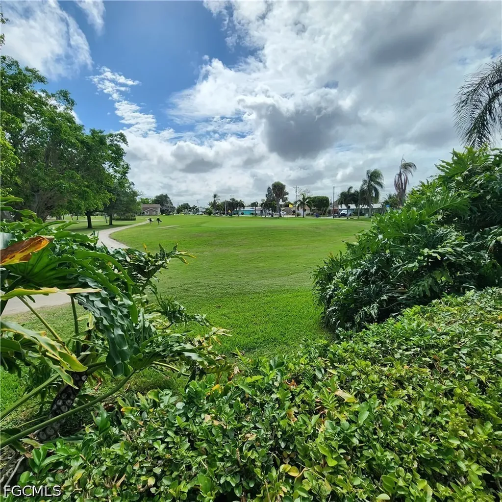 4728 Orange Grove Boulevard North Fort Myers FL 33903