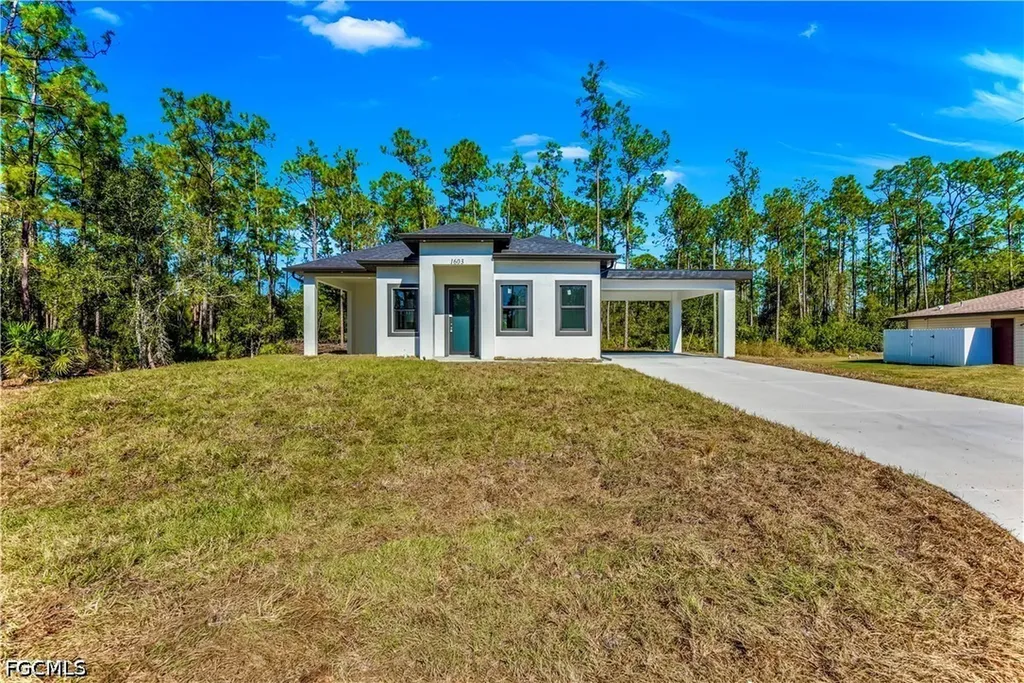 1603 E 14th Street Lehigh Acres FL 33972