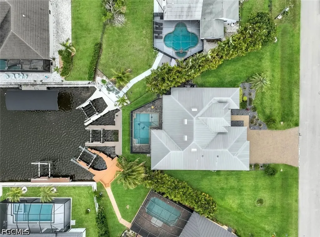 1927 SW 47th Terrace Cape Coral FL 33914