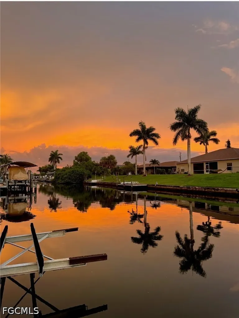 216 SE 30th Terrace Cape Coral FL 33904