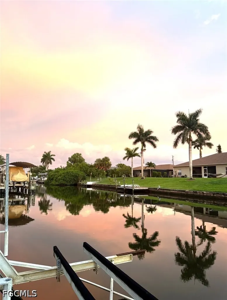 216 SE 30th Terrace Cape Coral FL 33904