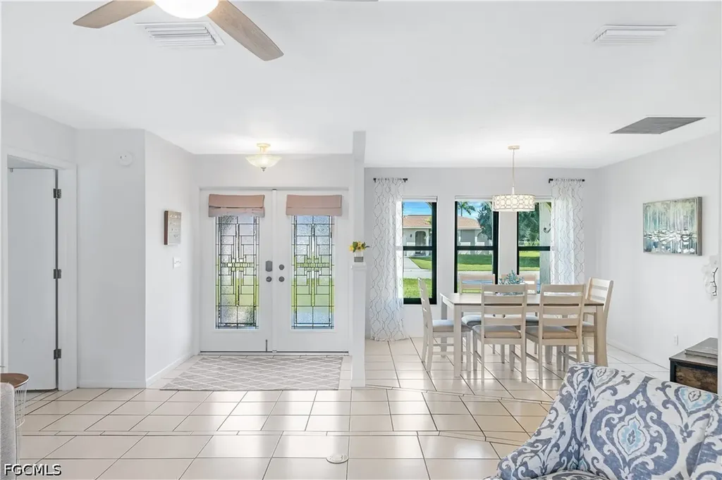 216 SE 30th Terrace Cape Coral FL 33904