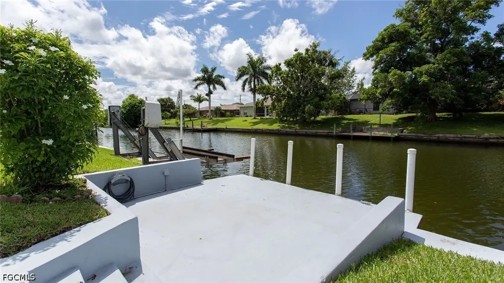 216 SE 30th Terrace Cape Coral FL 33904