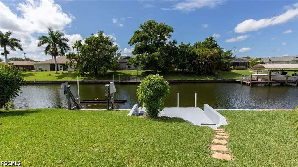216 SE 30th Terrace Cape Coral FL 33904