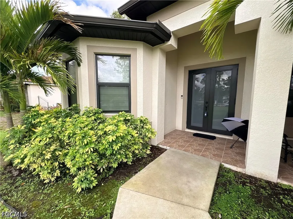 3730 43rd Avenue NE Naples FL 34120
