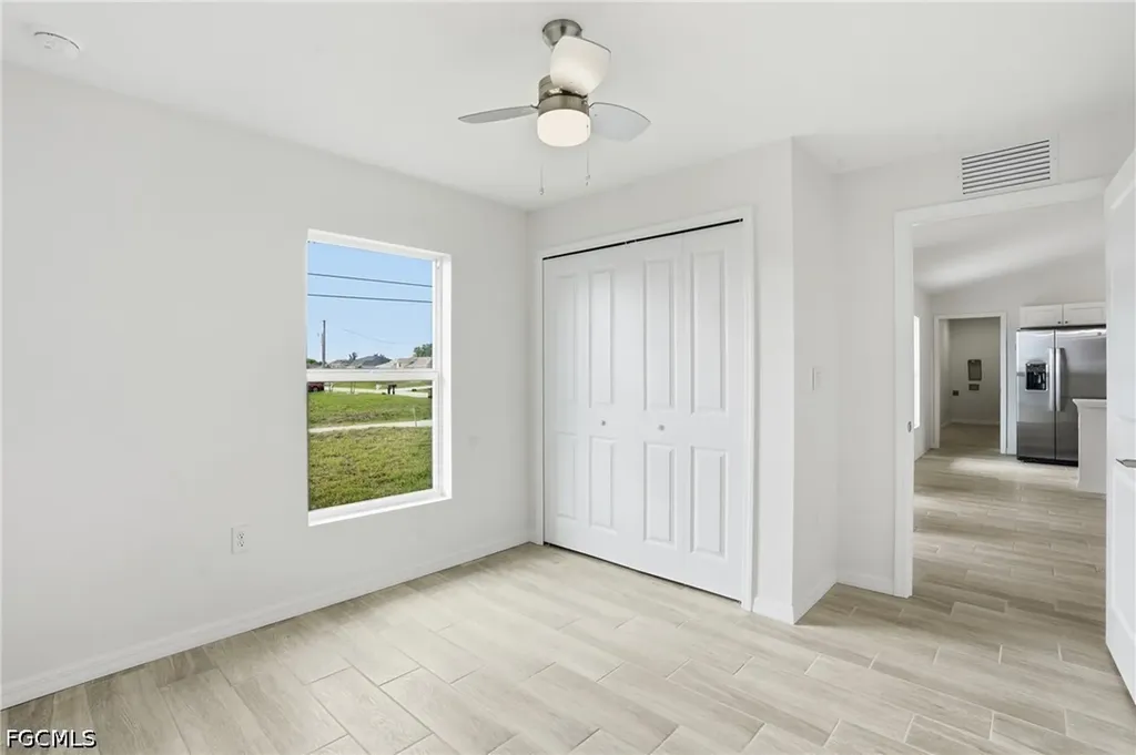 1725 NW 2nd Street Cape Coral FL 33993