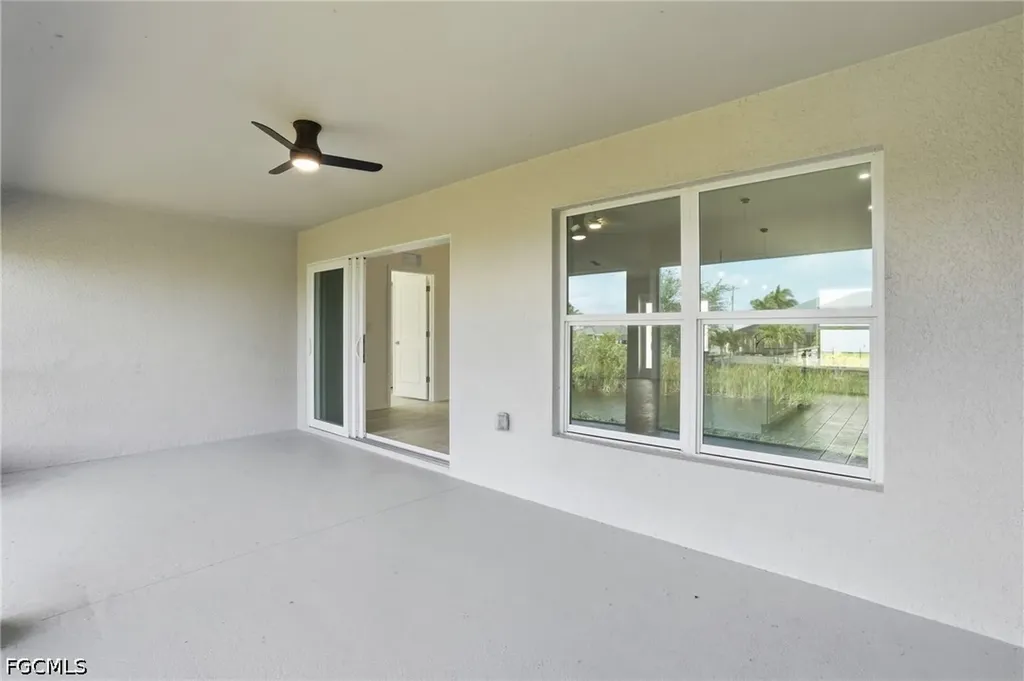 1725 NW 2nd Street Cape Coral FL 33993