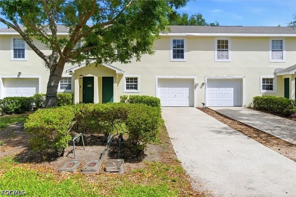 5257 Leeds Road Fort Myers FL 33907