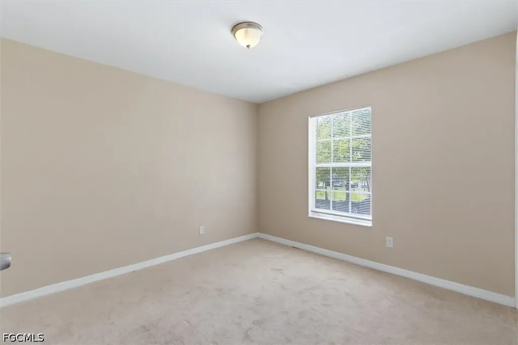 5257 Leeds Road Fort Myers FL 33907