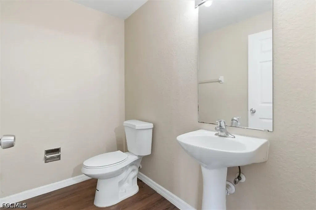 5257 Leeds Road Fort Myers FL 33907
