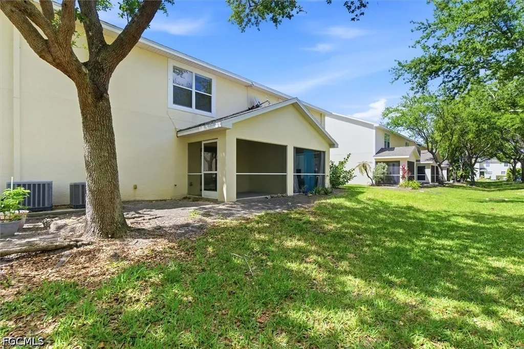 5257 Leeds Road Fort Myers FL 33907