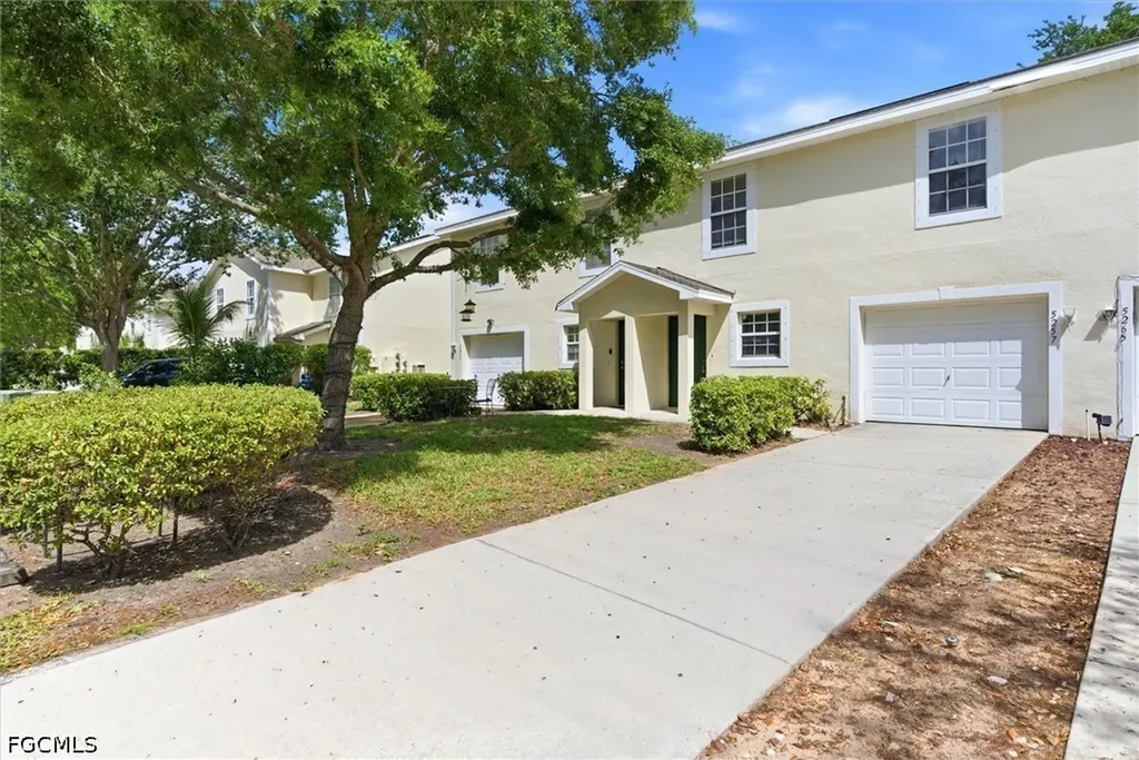 5257 Leeds Road Fort Myers FL 33907