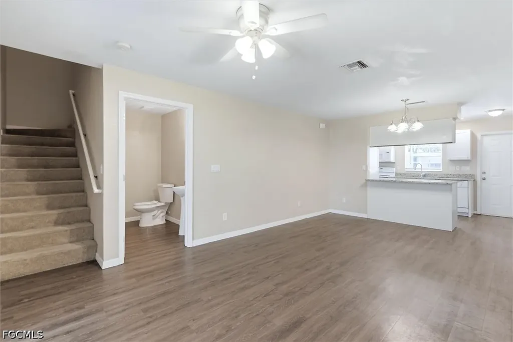 5257 Leeds Road Fort Myers FL 33907