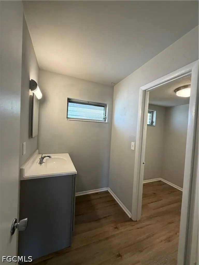 1920 W Lakeview Boulevard North Fort Myers FL 33903