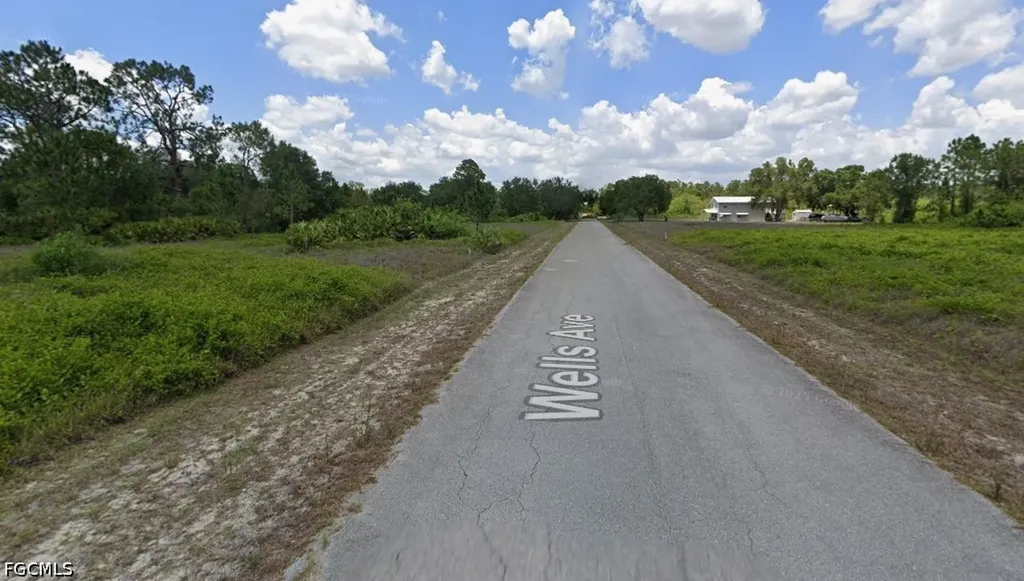 1913 Wells Avenue Lehigh Acres FL 33972