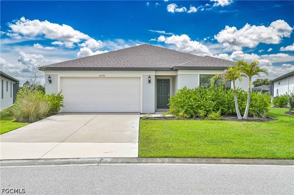 10792 Firebush Circle North Fort Myers FL 33917