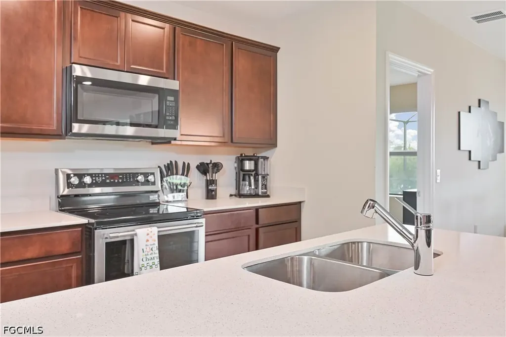 10792 Firebush Circle North Fort Myers FL 33917