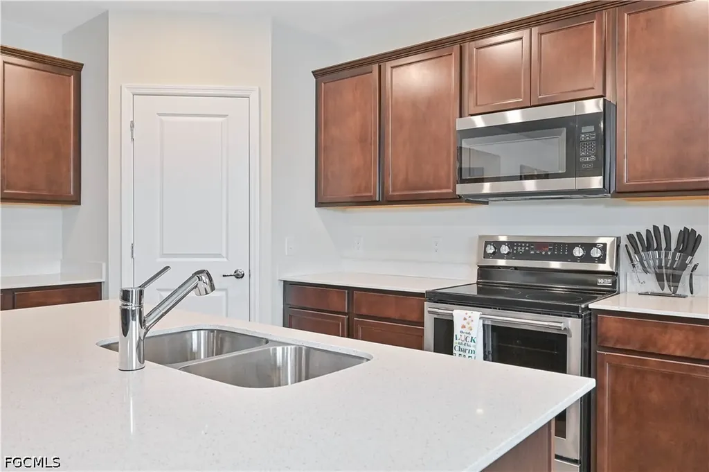 10792 Firebush Circle North Fort Myers FL 33917