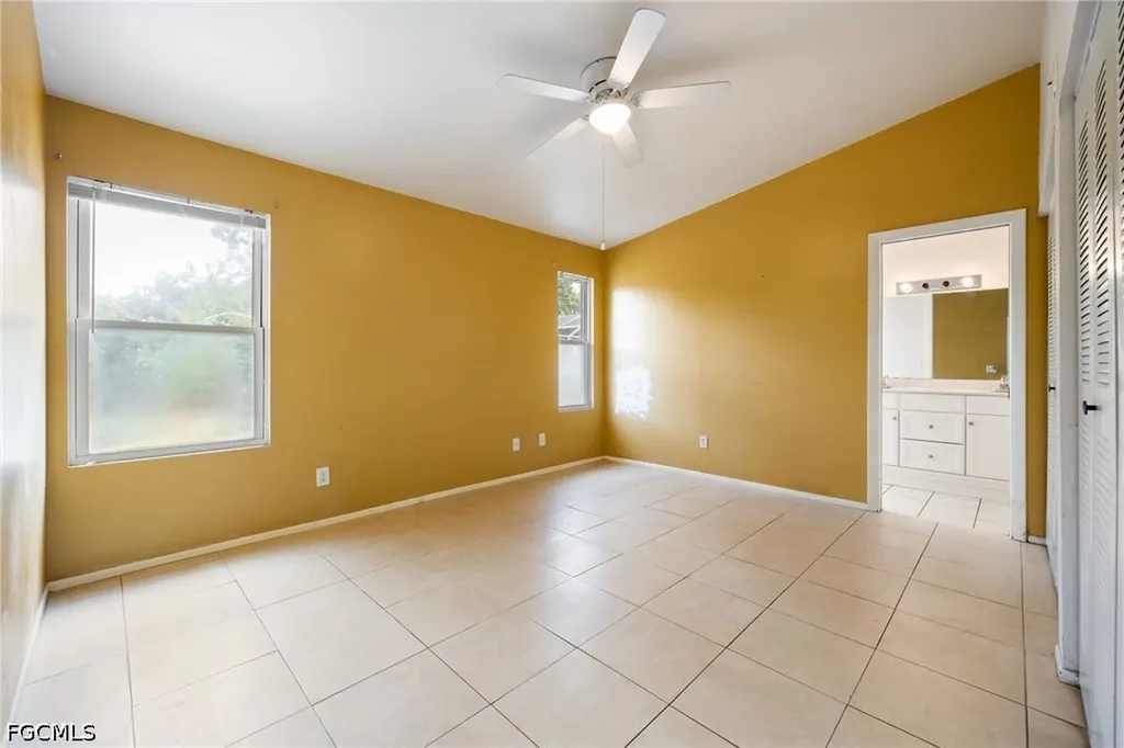 1333 SW 5th Place Cape Coral FL 33991