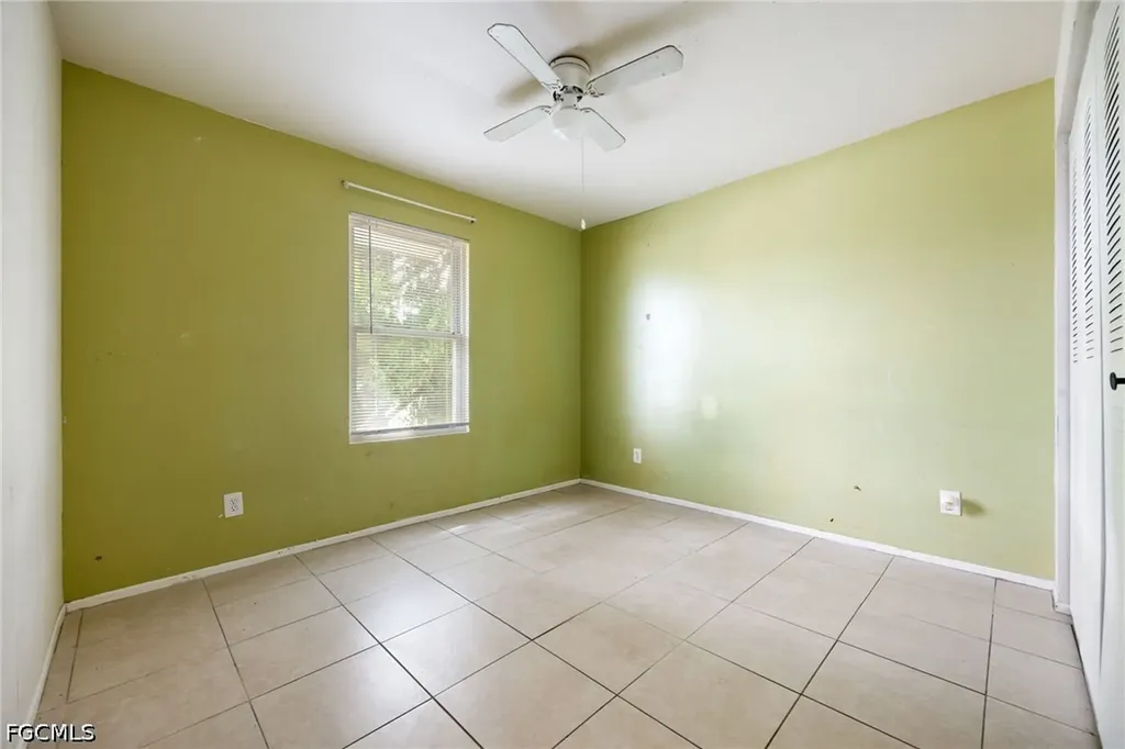 1333 SW 5th Place Cape Coral FL 33991