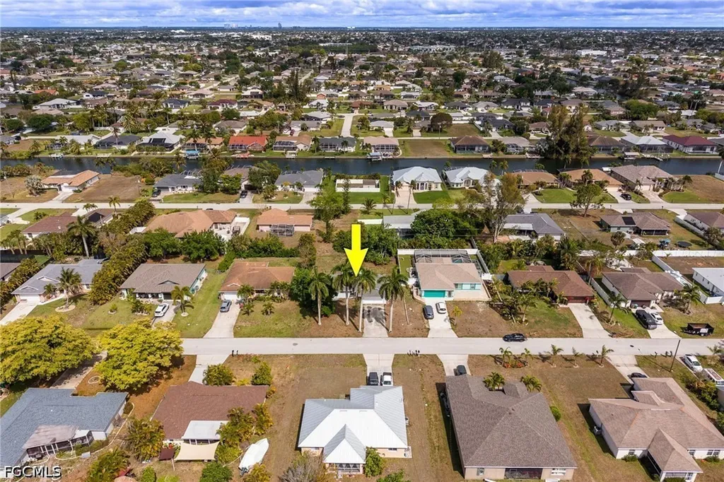 1333 SW 5th Place Cape Coral FL 33991