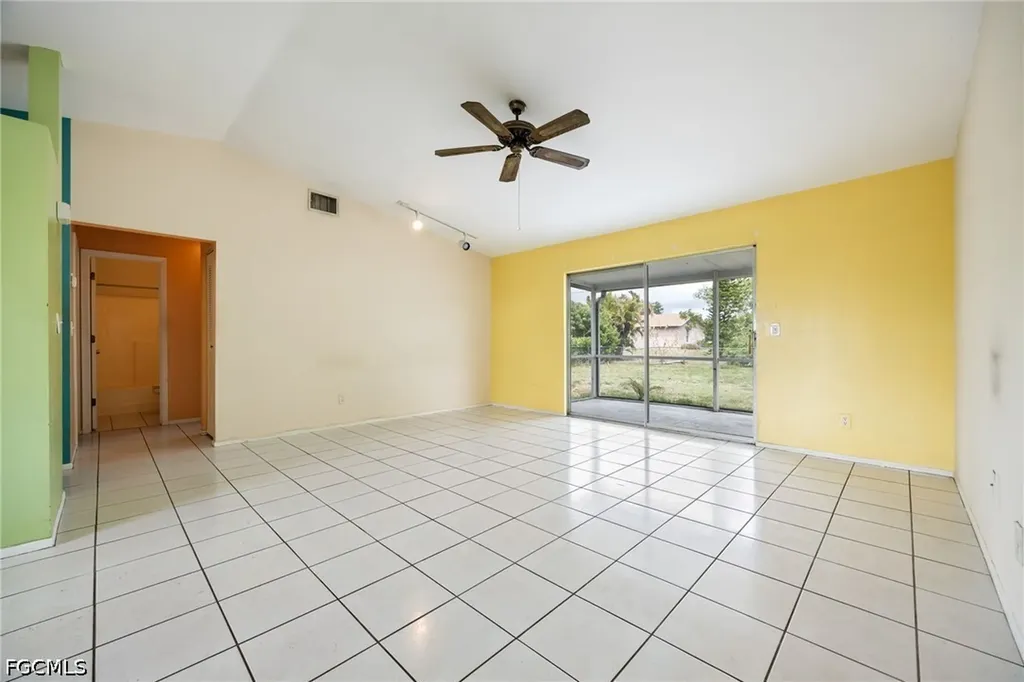 1333 SW 5th Place Cape Coral FL 33991