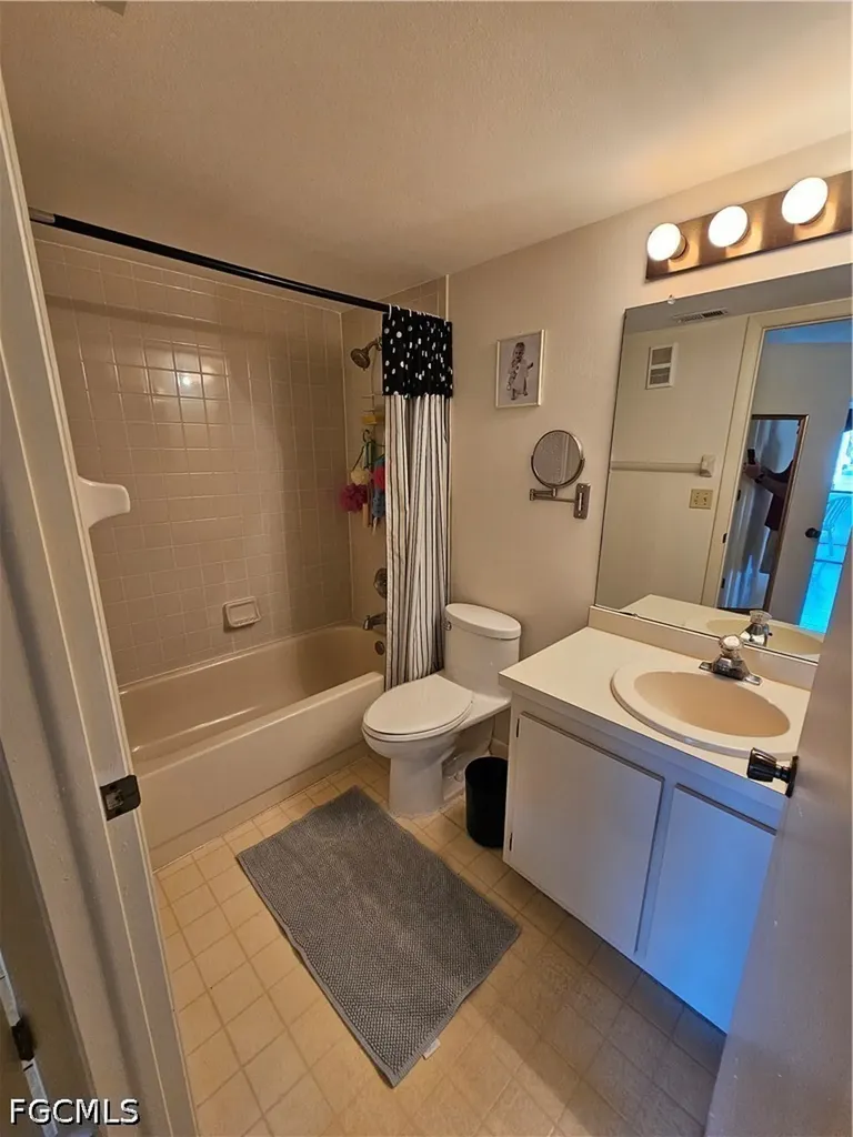 14831 Summerlin Woods Drive Fort Myers FL 33919