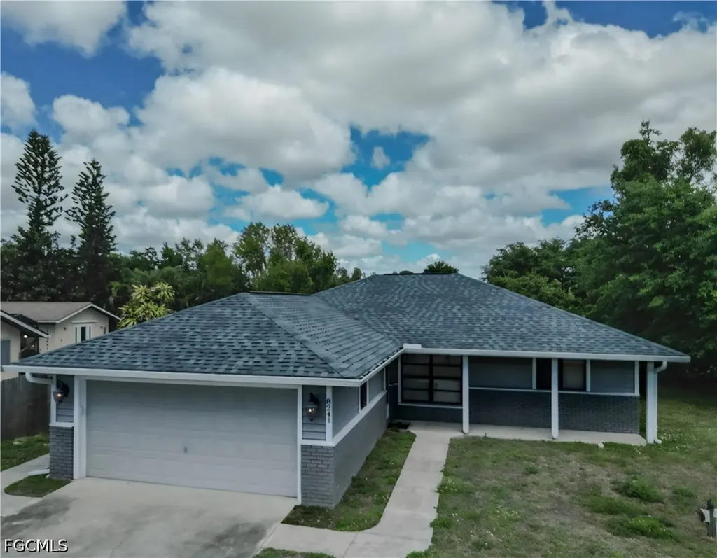 8241 Harrisburg Drive Fort Myers FL 33967