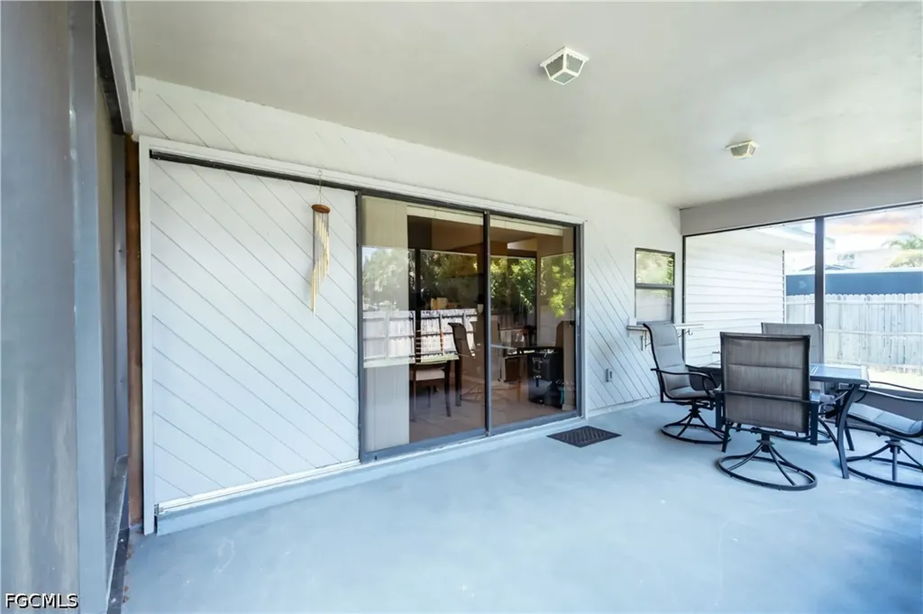 8241 Harrisburg Drive Fort Myers FL 33967