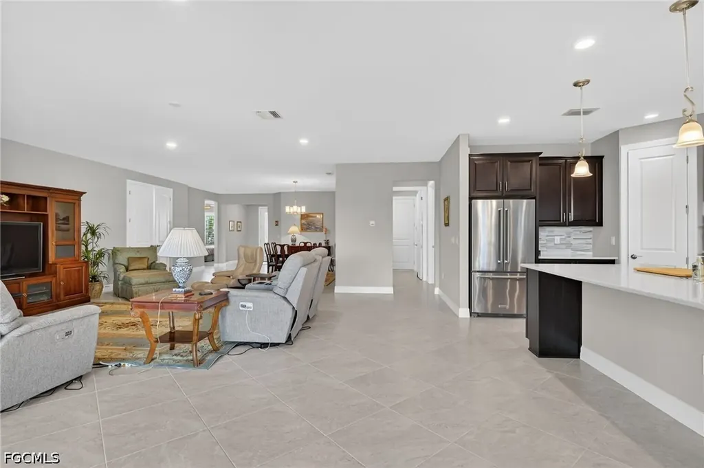 11279 Thurston Chase Fort Myers FL 33913