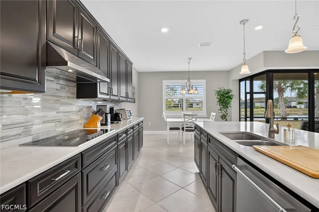 11279 Thurston Chase Fort Myers FL 33913