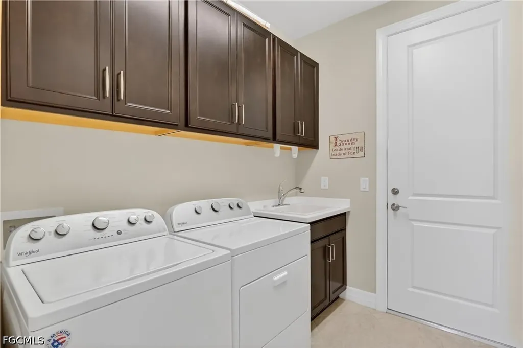 11279 Thurston Chase Fort Myers FL 33913