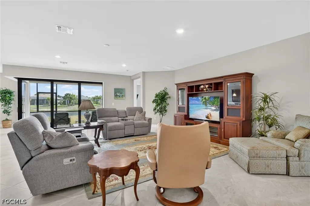 11279 Thurston Chase Fort Myers FL 33913