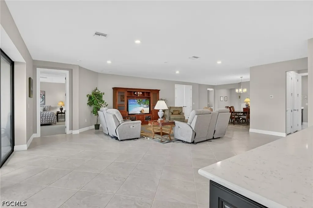 11279 Thurston Chase Fort Myers FL 33913