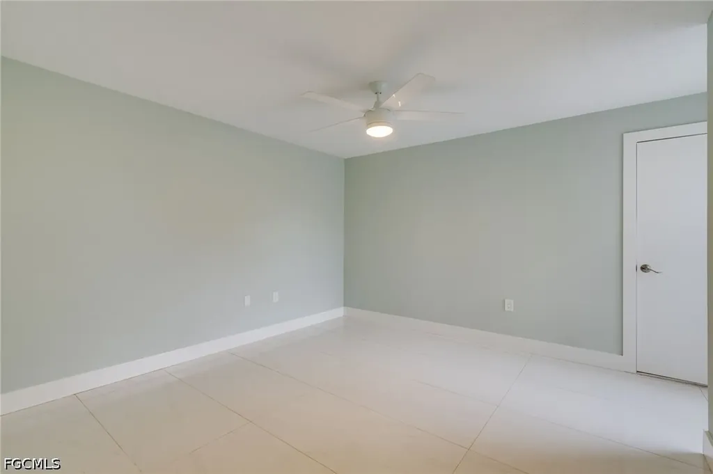 4100 Lakewood Boulevard Naples FL 34112