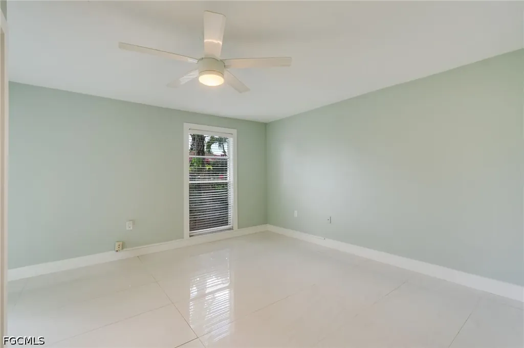 4100 Lakewood Boulevard Naples FL 34112
