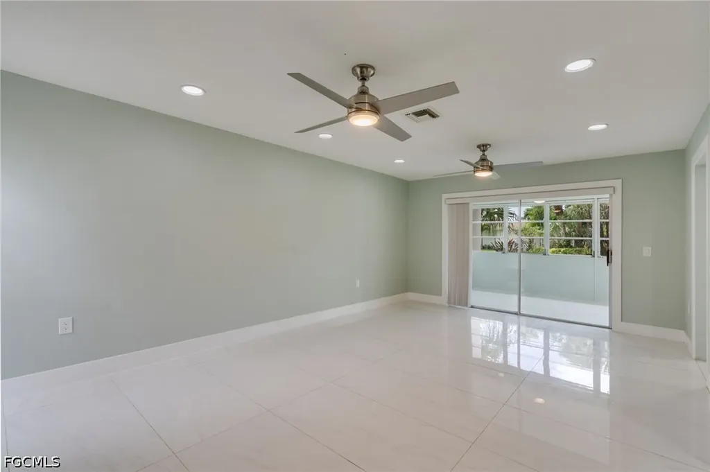 4100 Lakewood Boulevard Naples FL 34112
