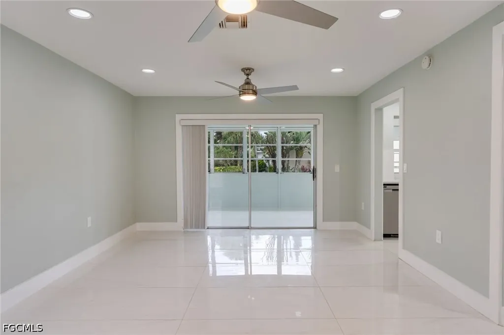 4100 Lakewood Boulevard Naples FL 34112