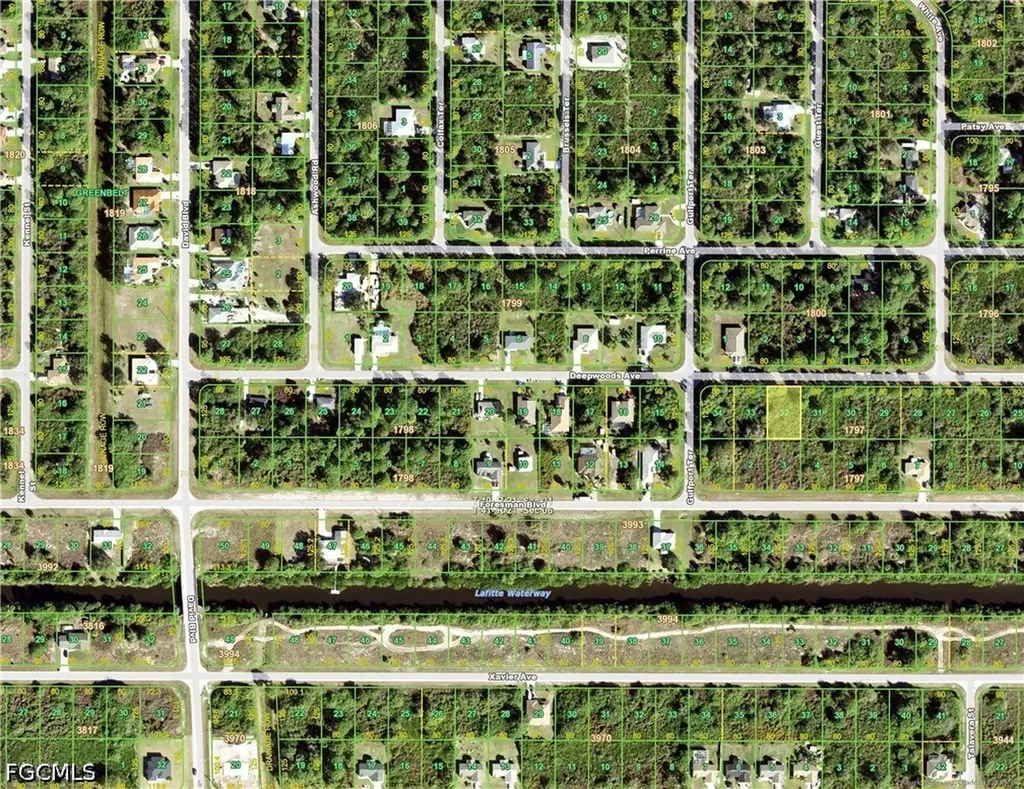 12415 Deepwoods Avenue Port Charlotte FL 33981