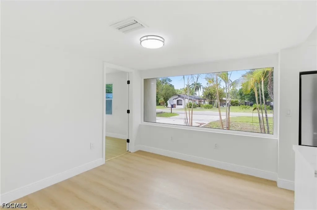363 New York Drive Fort Myers FL 33905