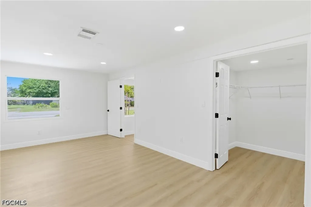 363 New York Drive Fort Myers FL 33905