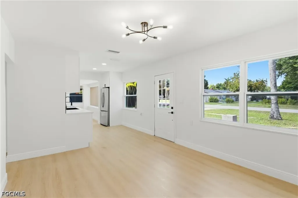 363 New York Drive Fort Myers FL 33905