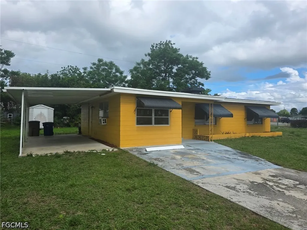 102 Connecticut Road Lehigh Acres FL 33936