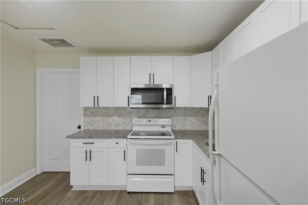 25 Cypress Street North Fort Myers FL 33903